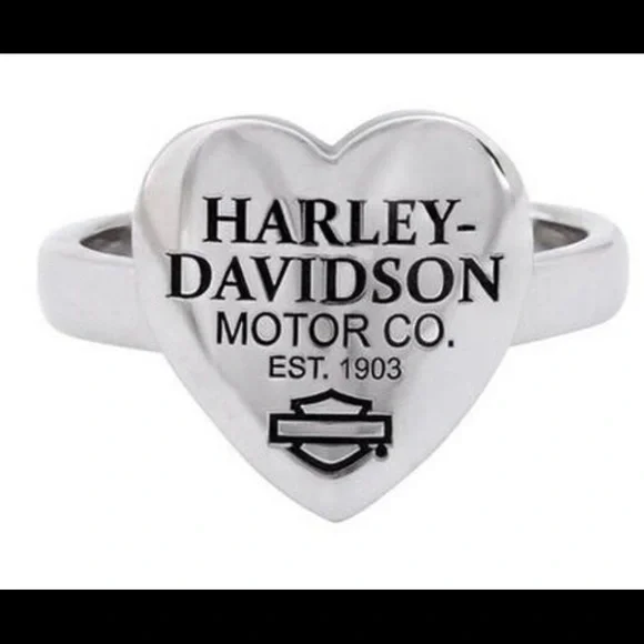 -women’s HD Heart Ring - Picture 1 of 3